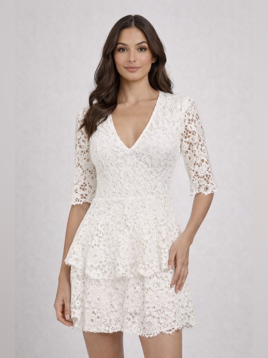 Missguided Dresses & Skirts - Missguided Lace Tiered Mini Dress – Size 6